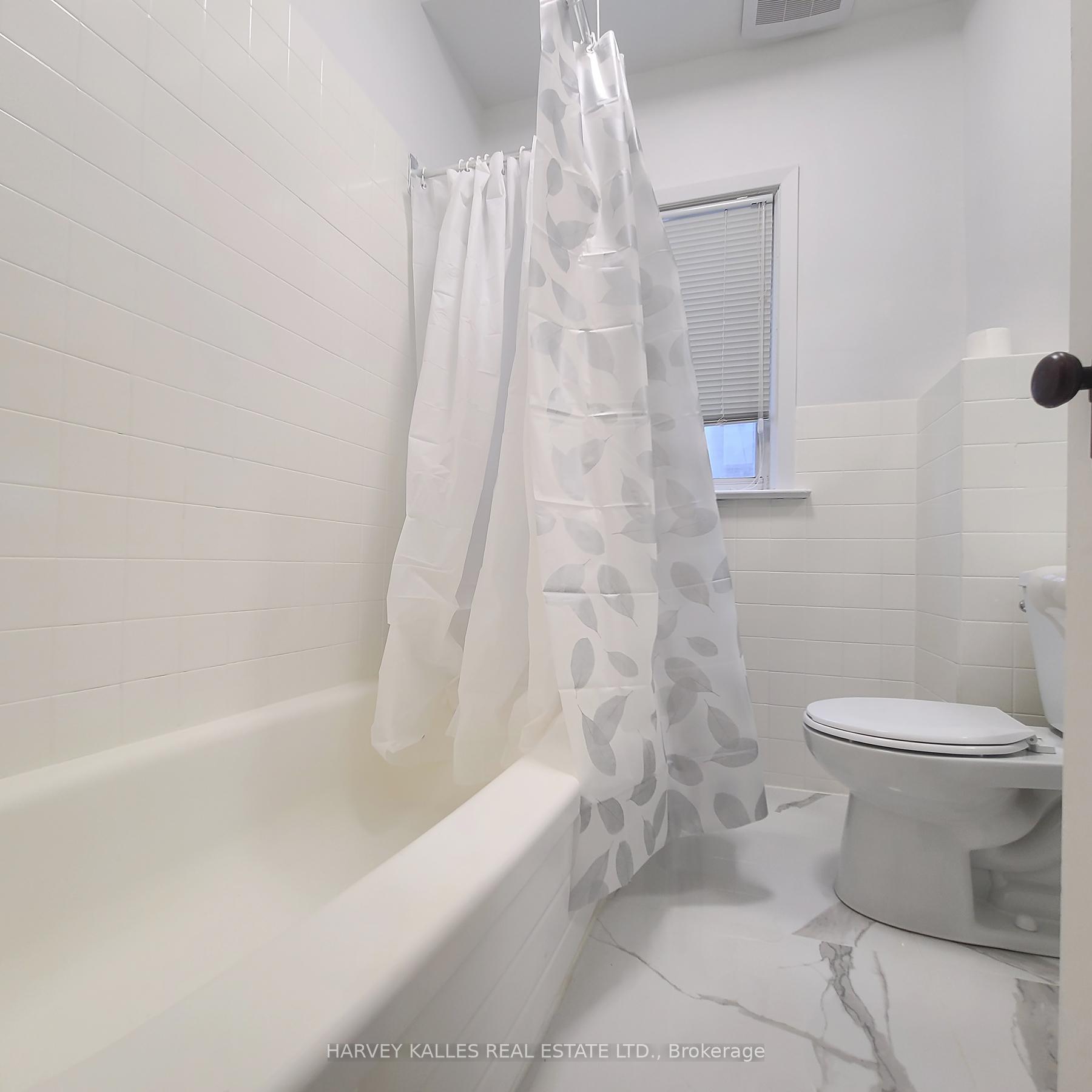 750 Queen Street W 2nd & 3rd Flr