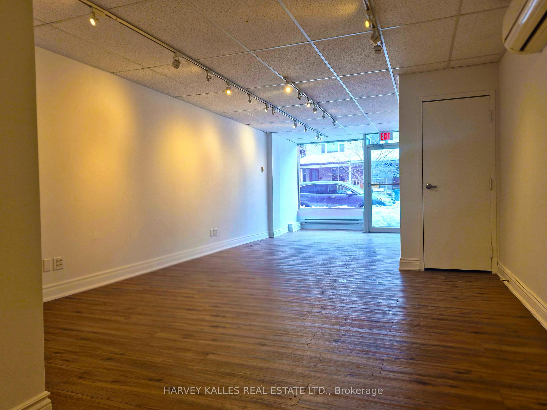 974 Bathurst Street Main