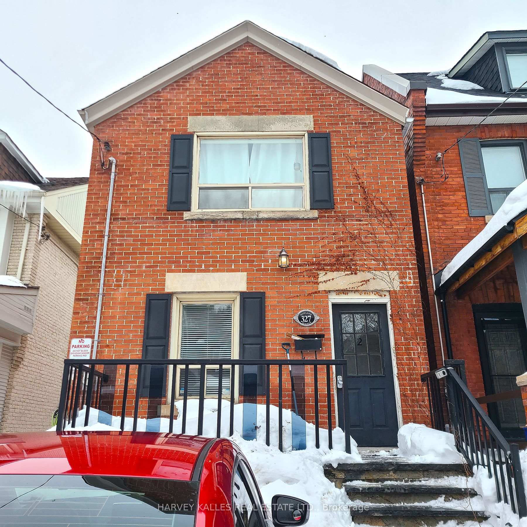 327 Howland Avenue Main