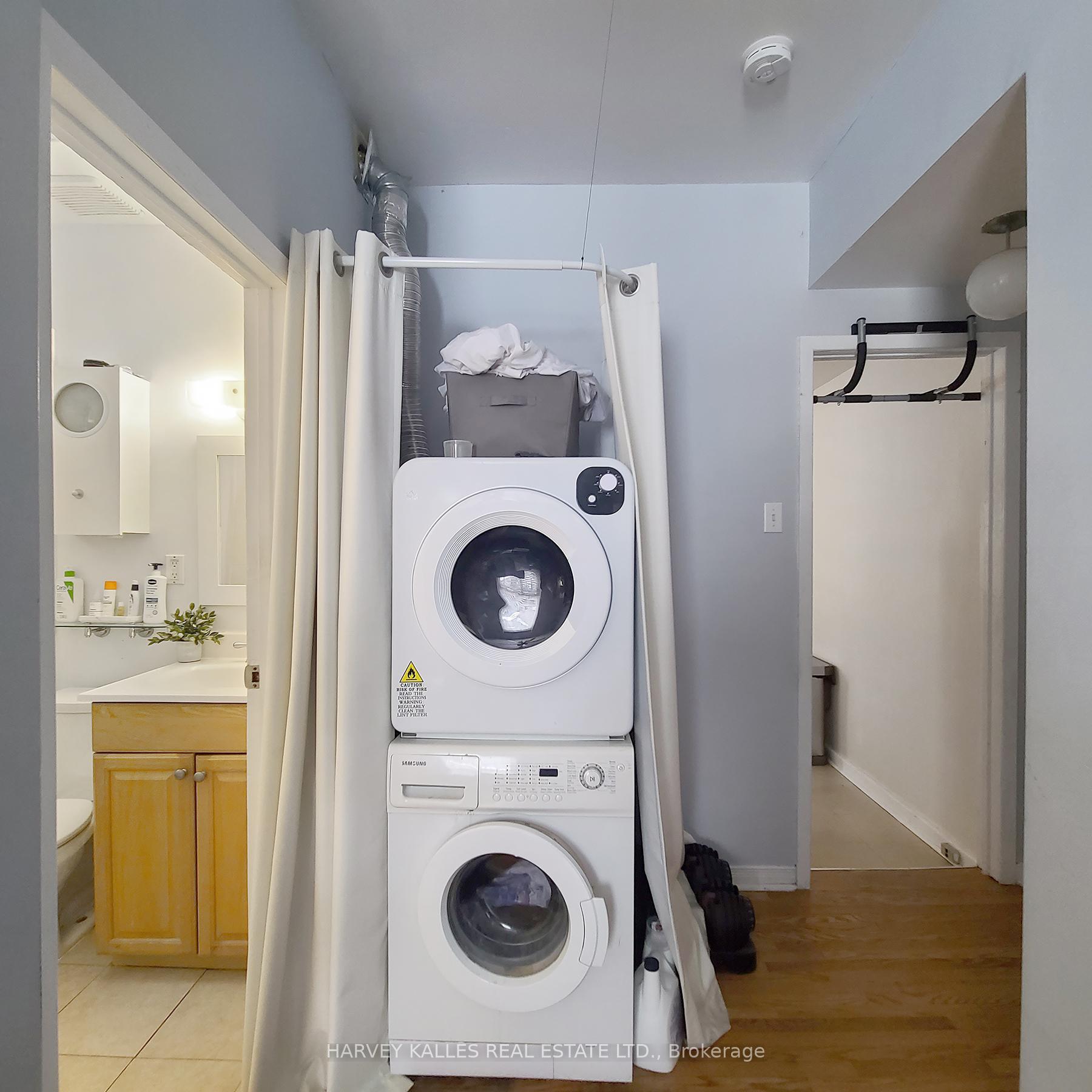 327 Howland Avenue Main