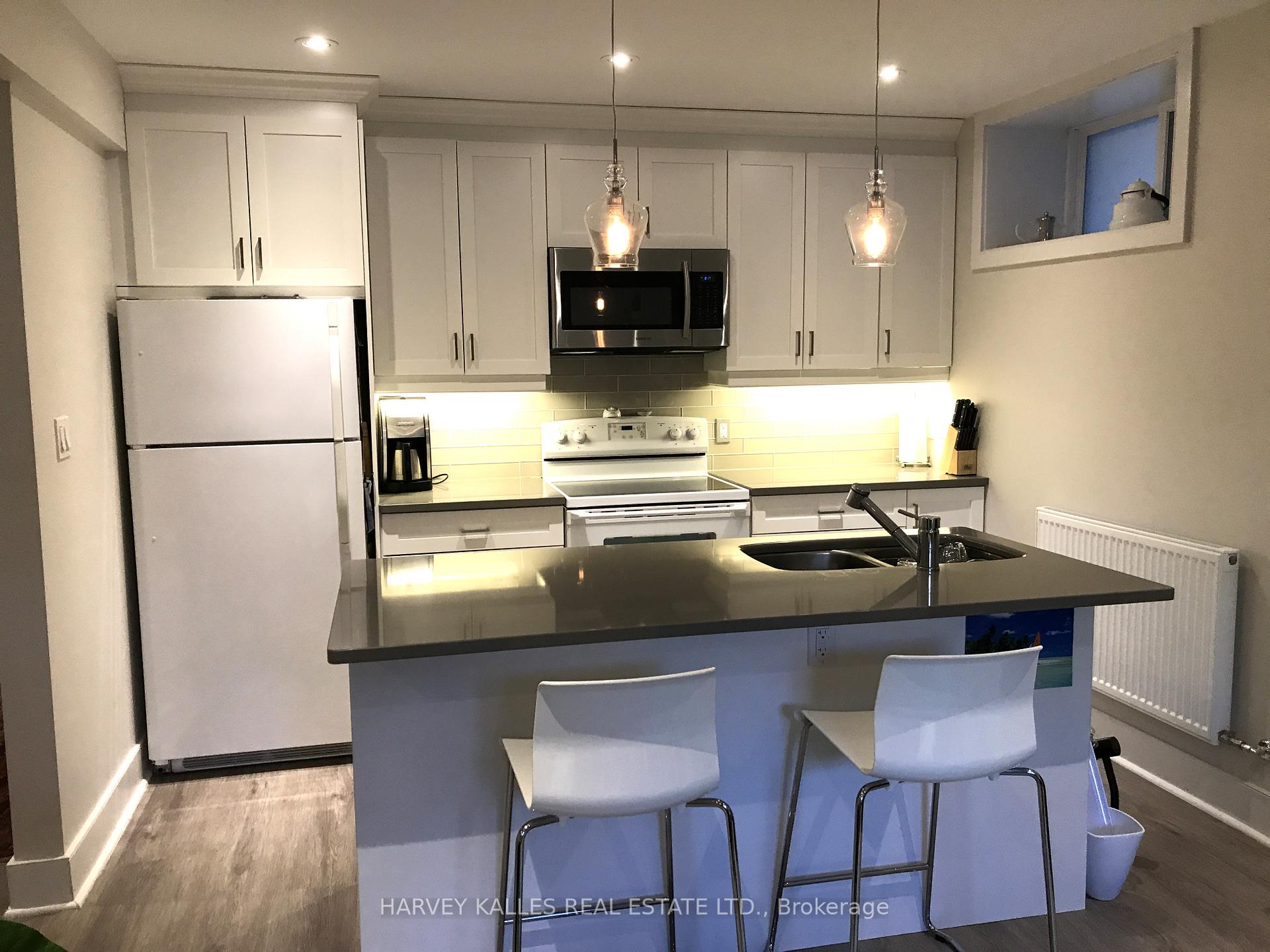 99 Braemar Avenue Lower