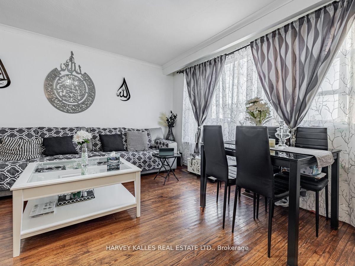 561-563 Danforth Road