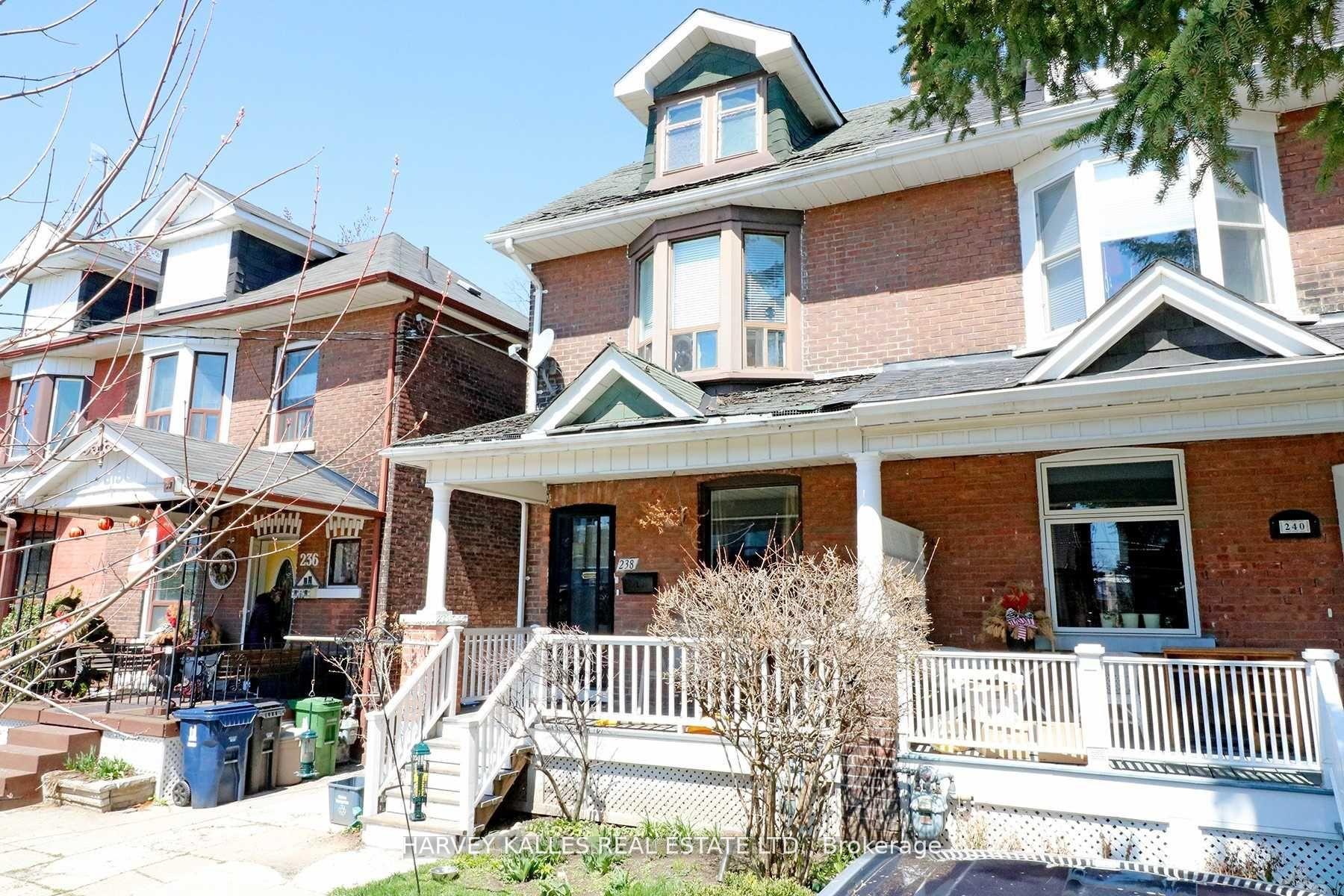 238 Strathmore Boulevard Lower