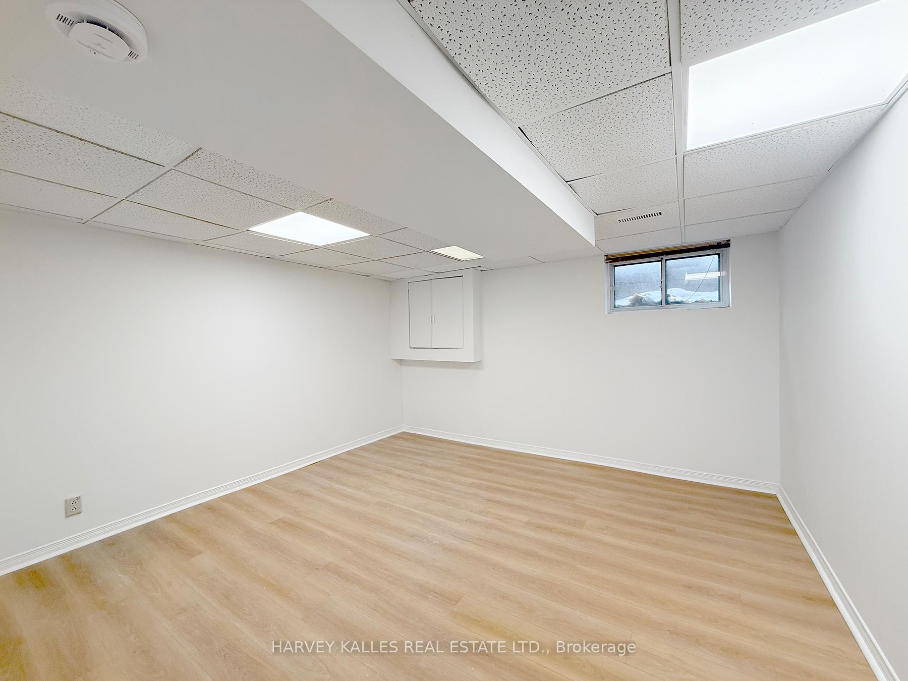 214 Dixon Road Lower