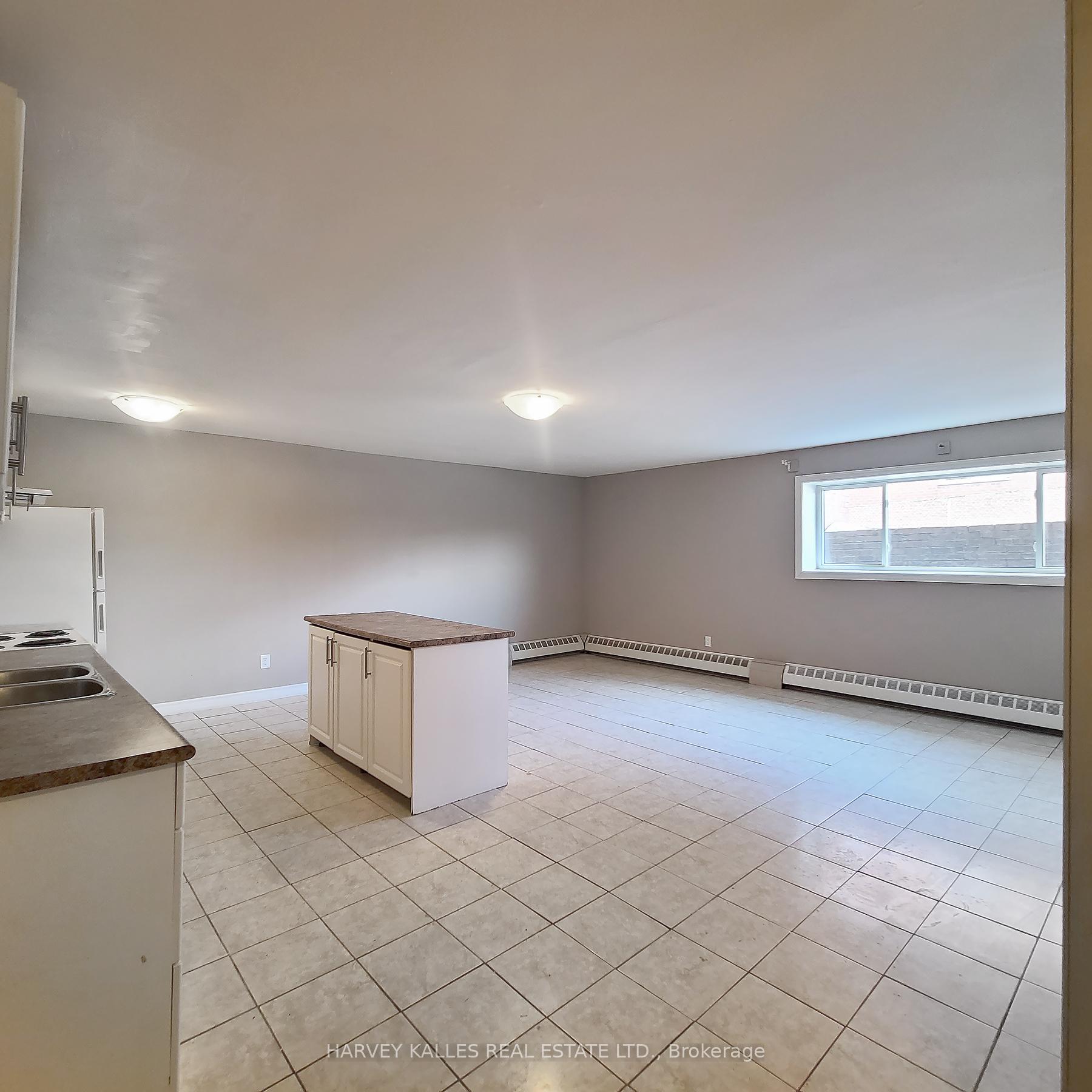 80 Blackfriar Avenue 109