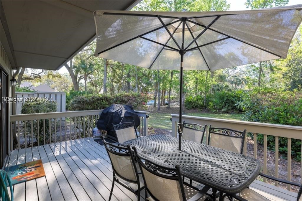 45 Queens Folly Road 579