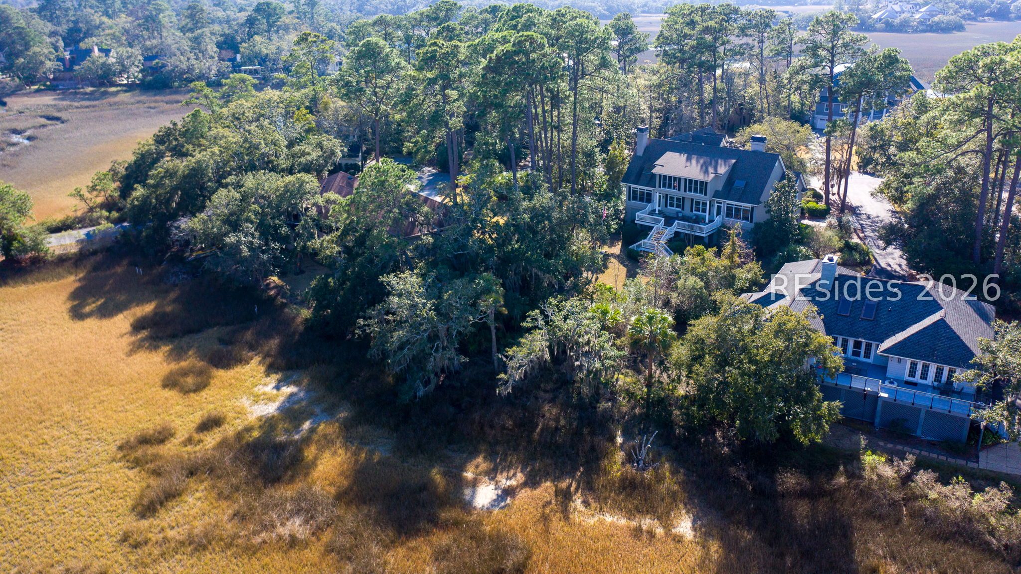 10 Bear Island Road