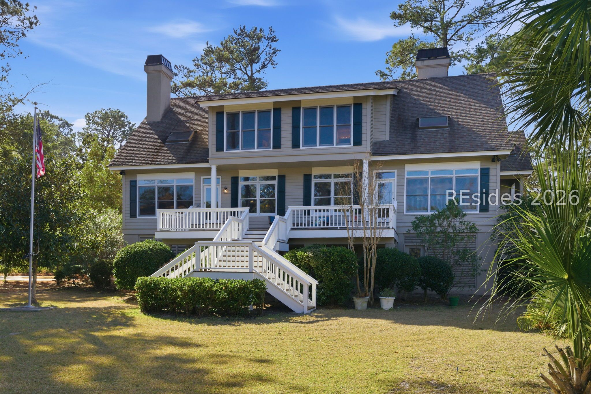 10 Bear Island Road
