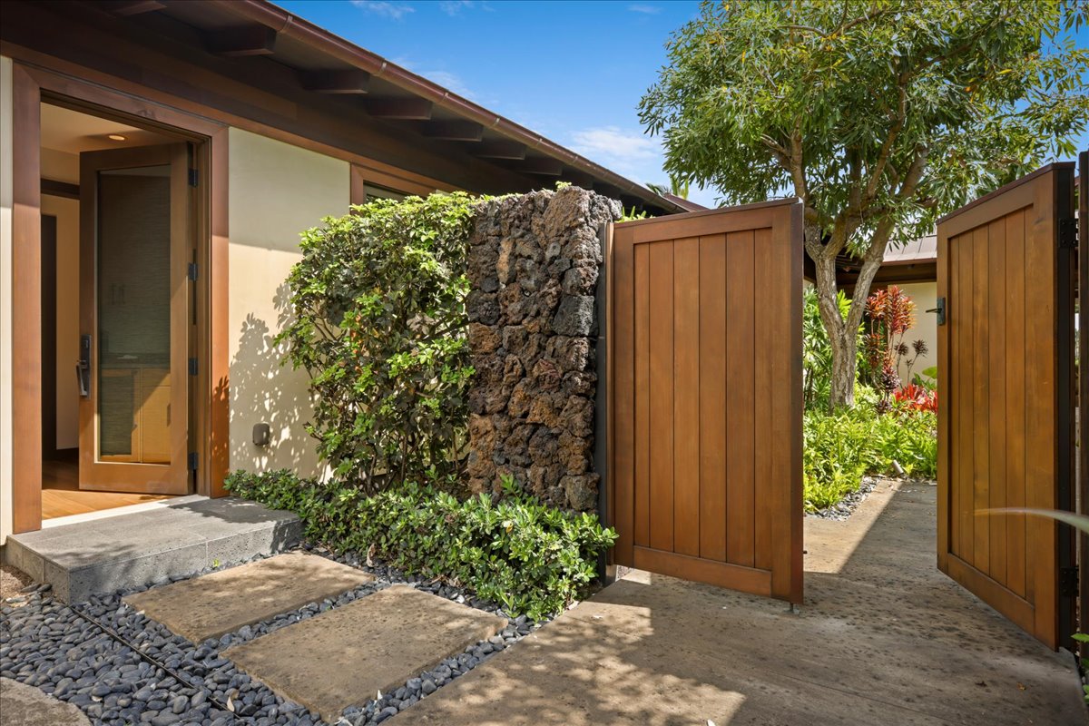 73-6240 Alani Loop 9