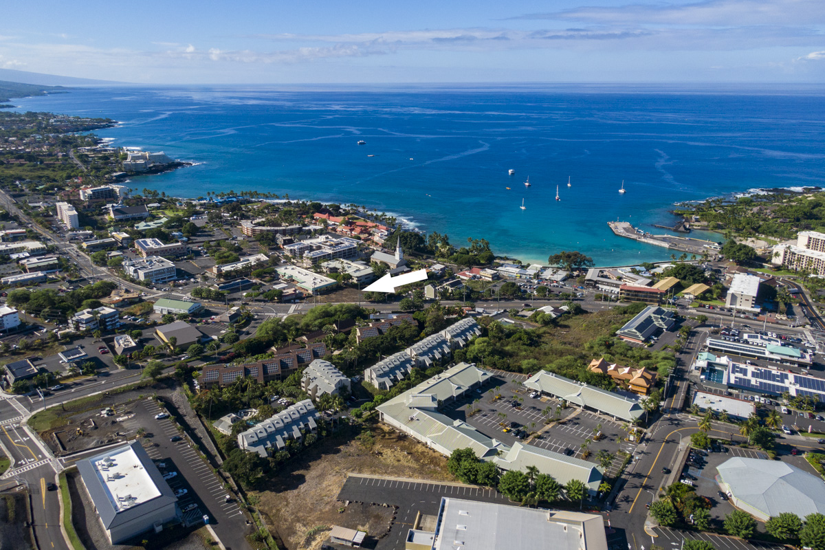 75-5684 KUAKINI HWY