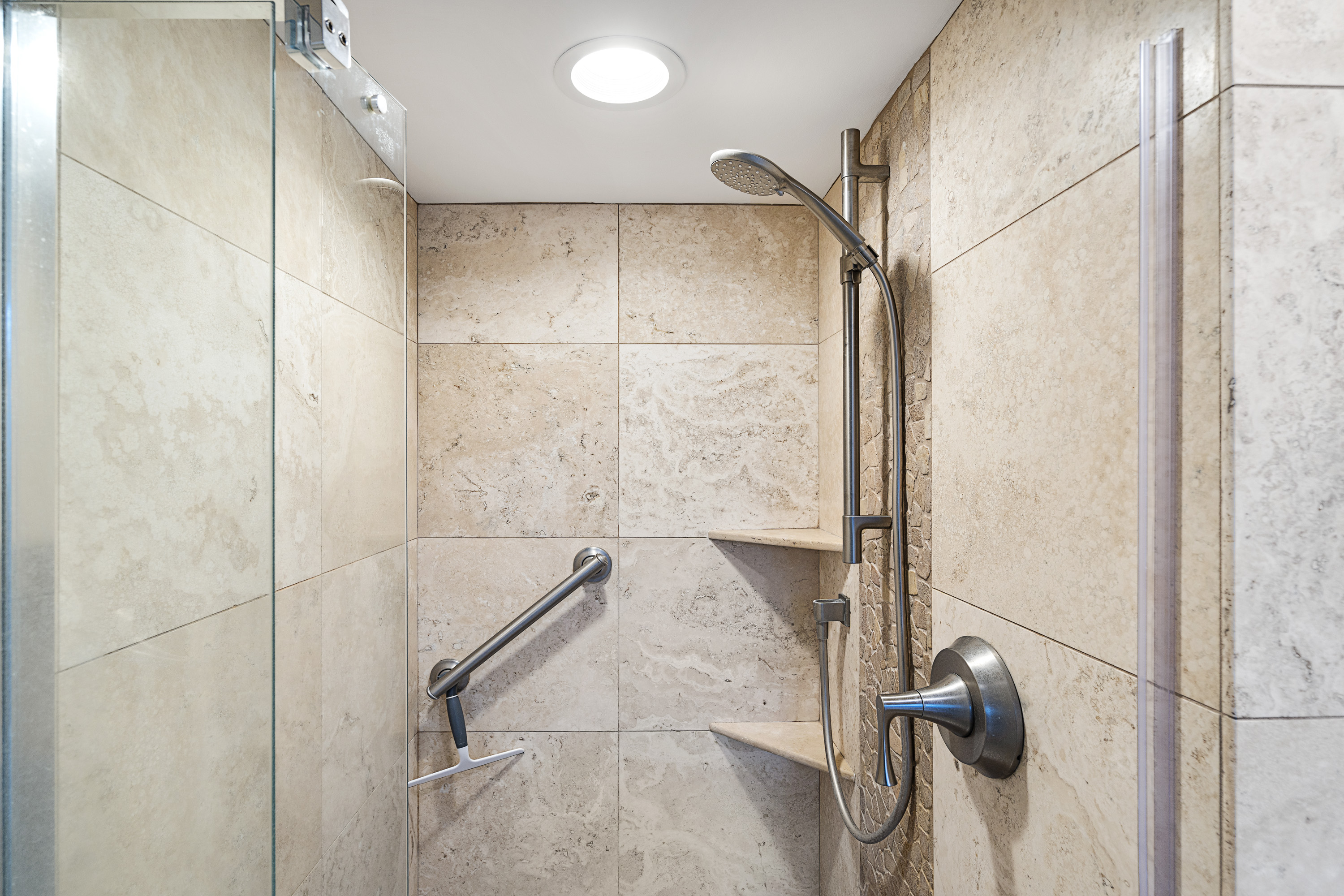 68-1754 MELIA ST A310