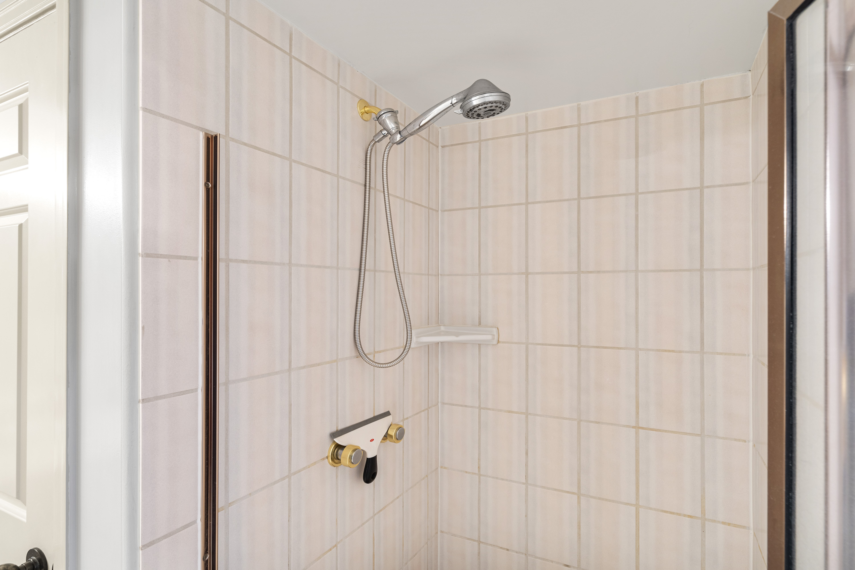 68-1754 MELIA ST A310