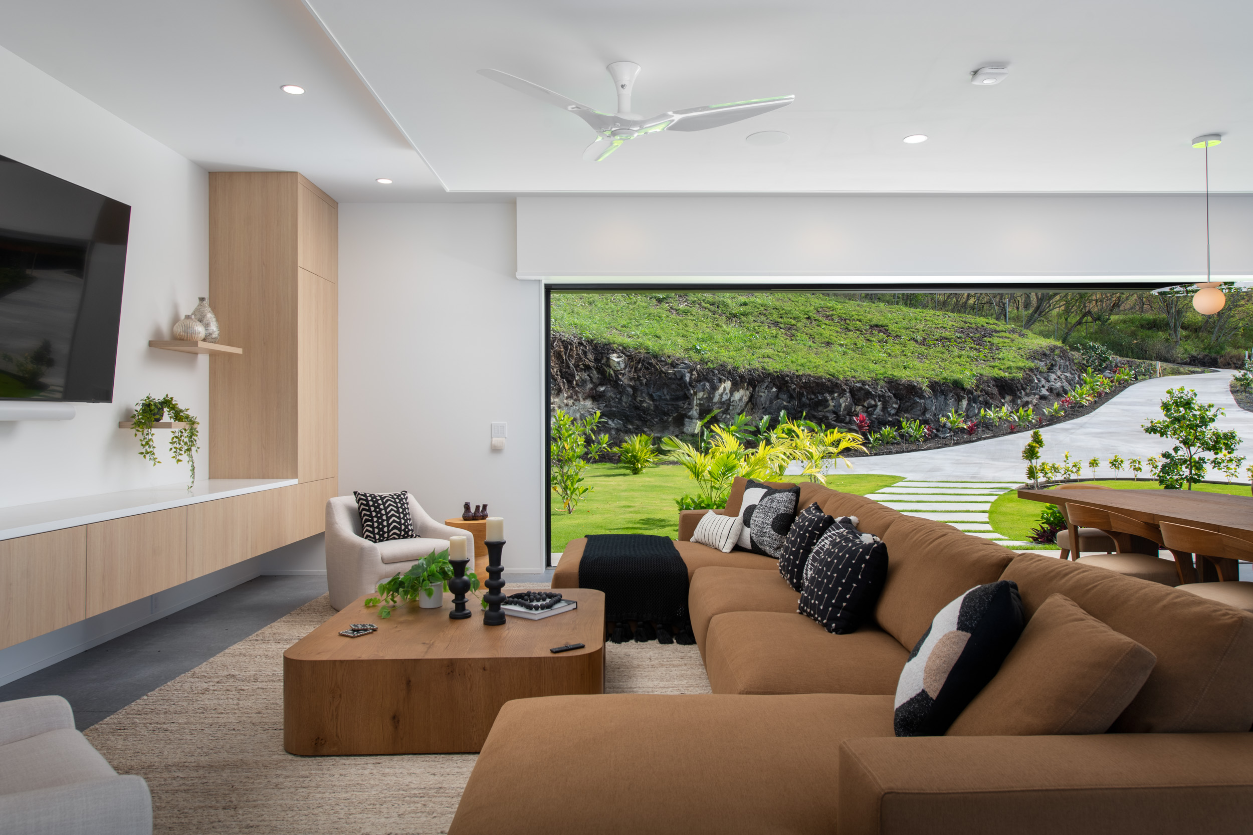 82-5879 OLD GOVERNMENT MAIN RD