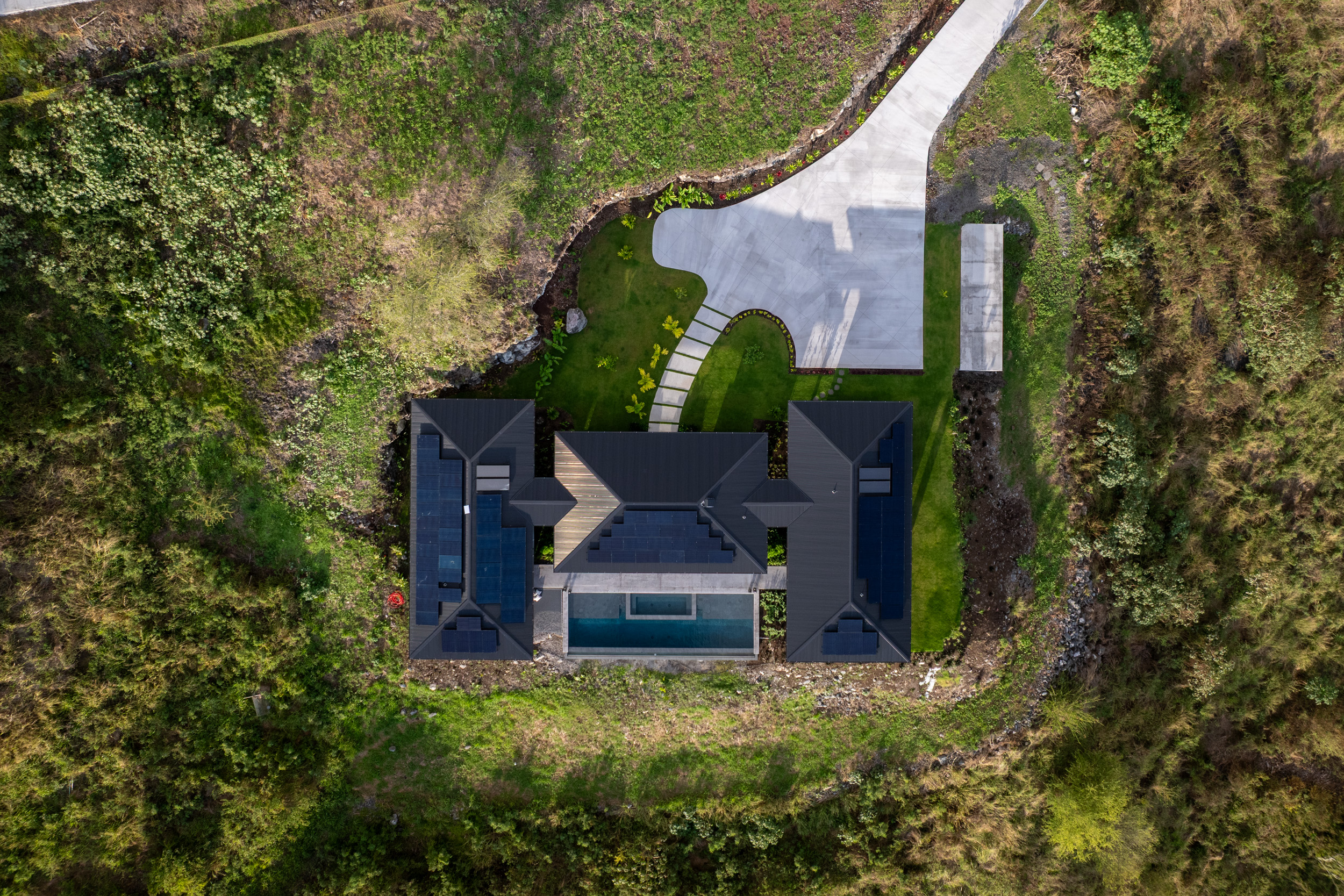 82-5879 OLD GOVERNMENT MAIN RD