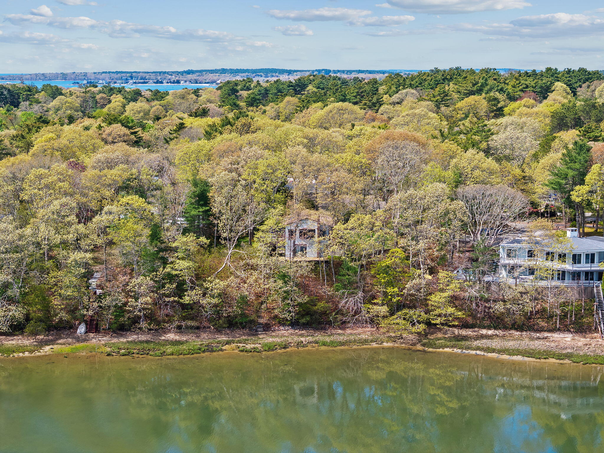 10 Quamhasset Road