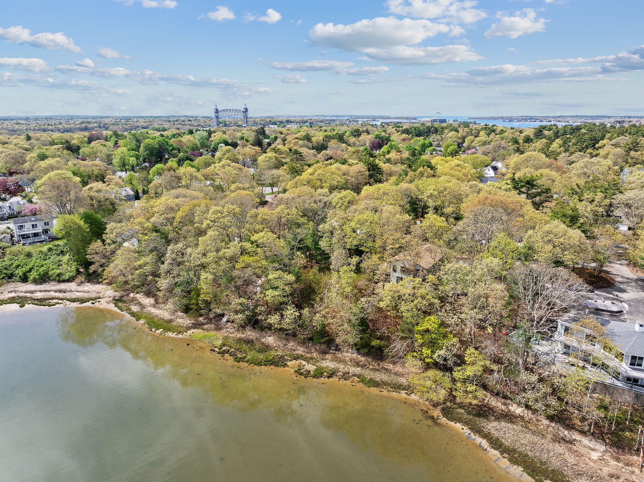 10 Quamhasset Road