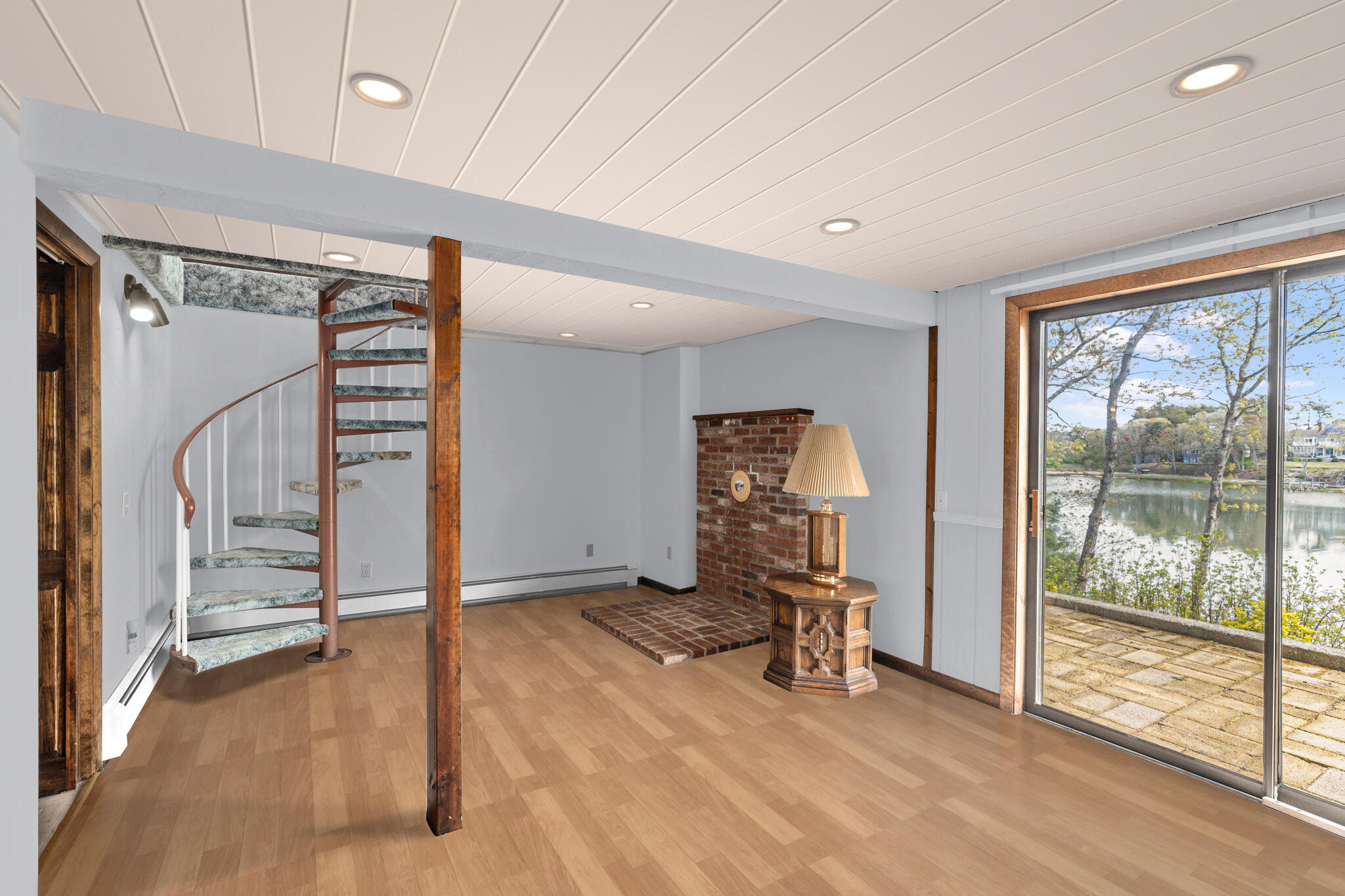 10 Quamhasset Road