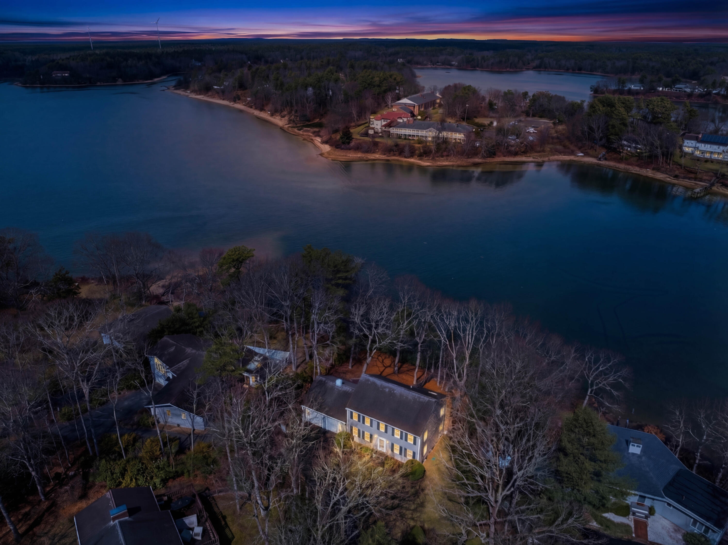14 Quamhassett Road