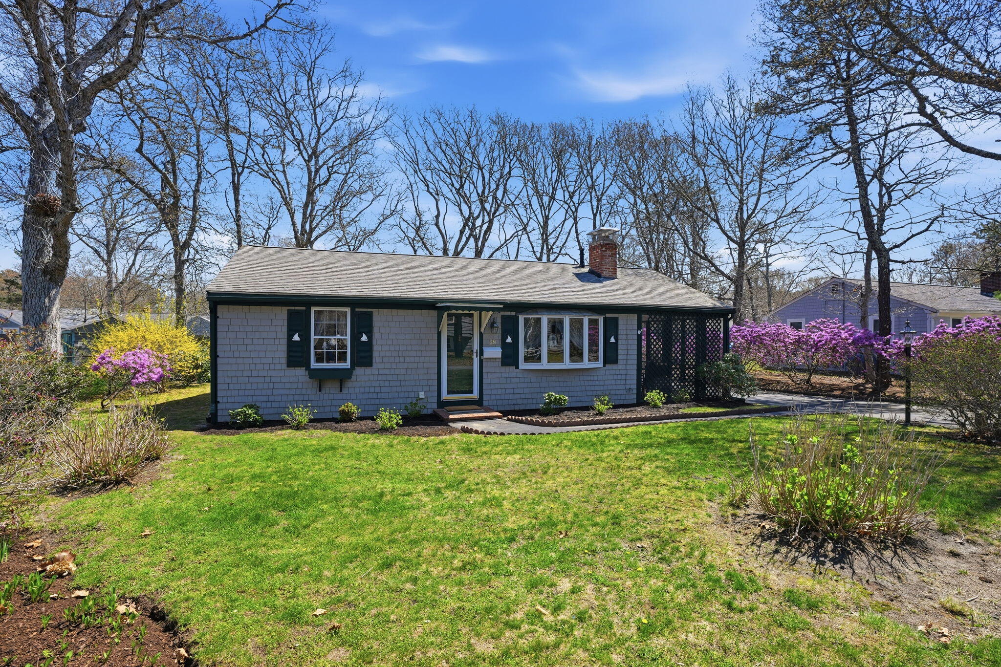 28 Pine Grove Road