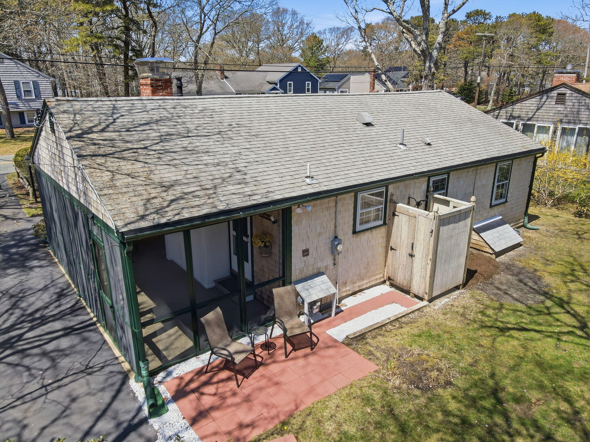 28 Pine Grove Road