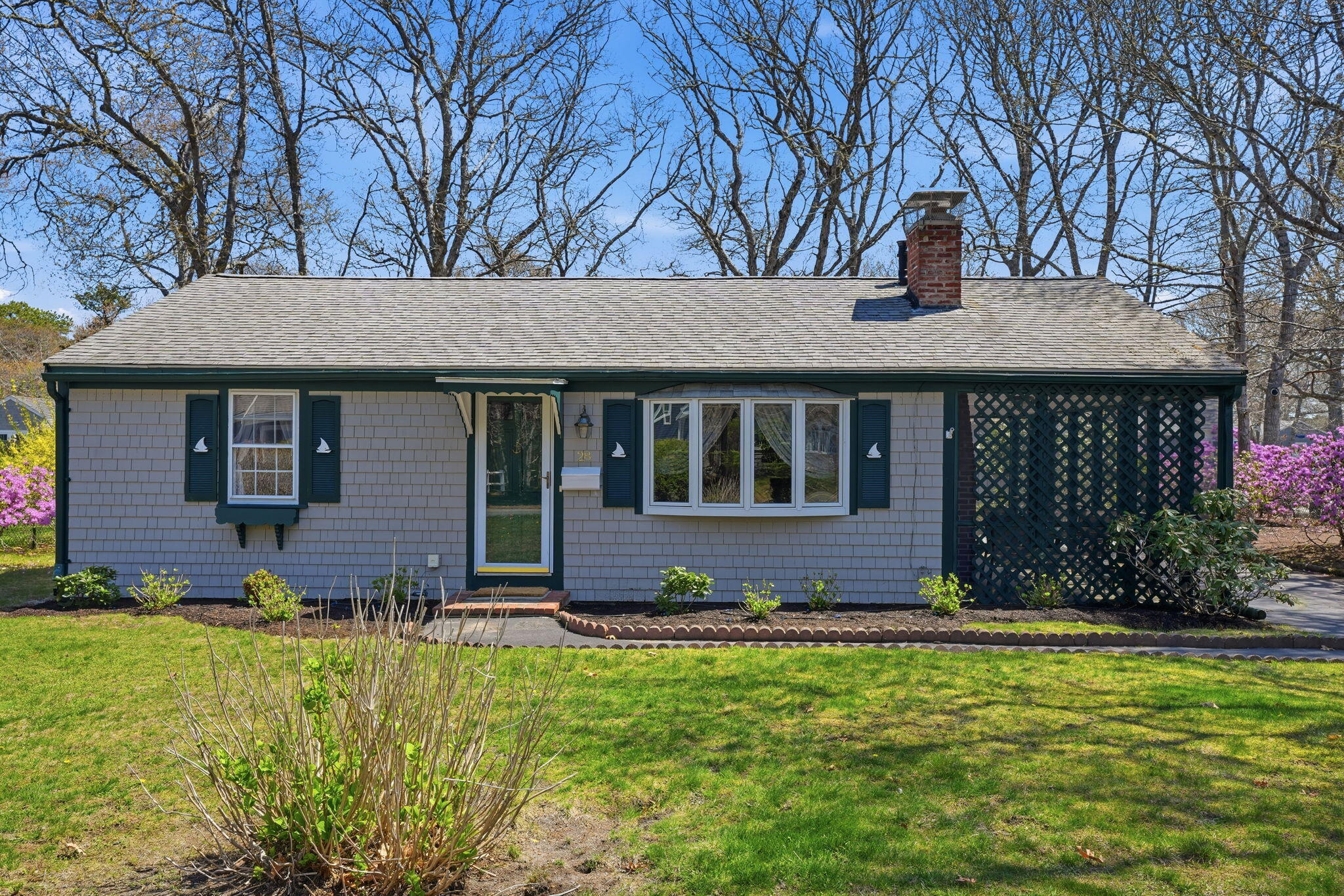 28 Pine Grove Road