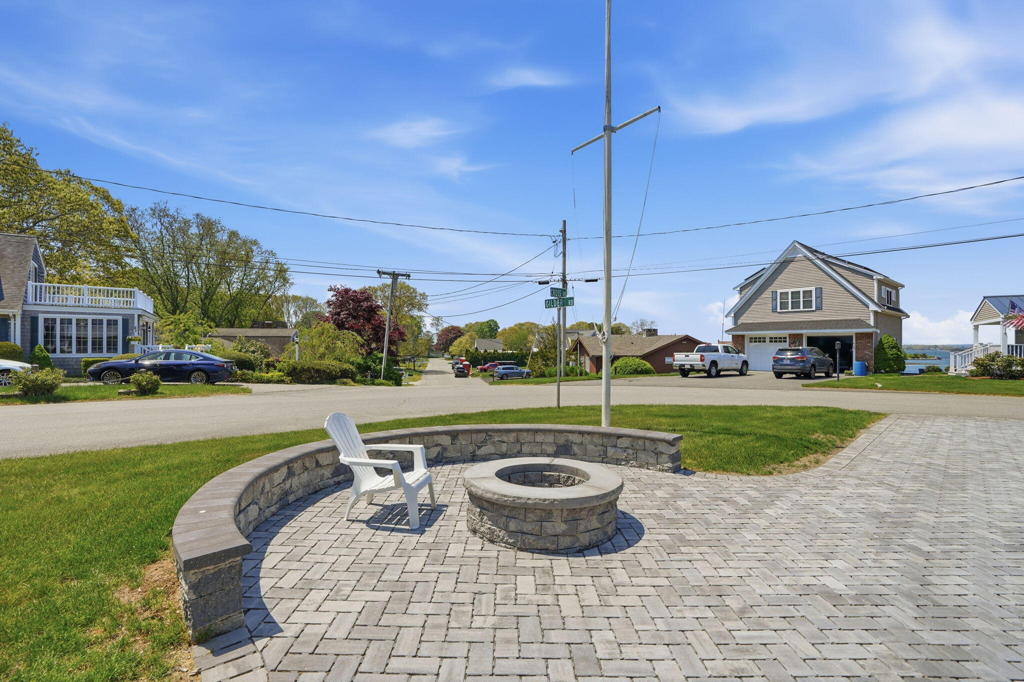 4 Cross Road