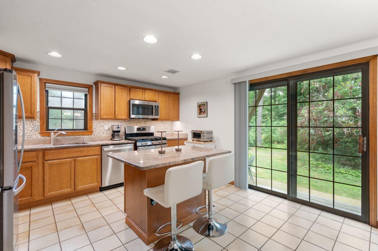 195 Falmouth Road APT 10A