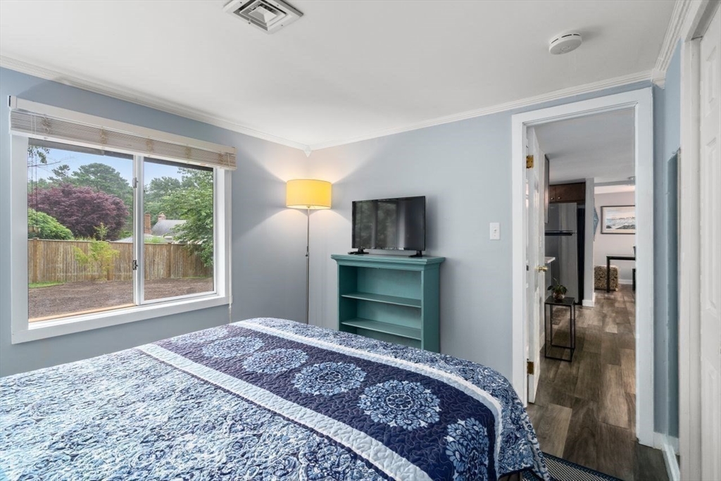 8 E. Wind Dr