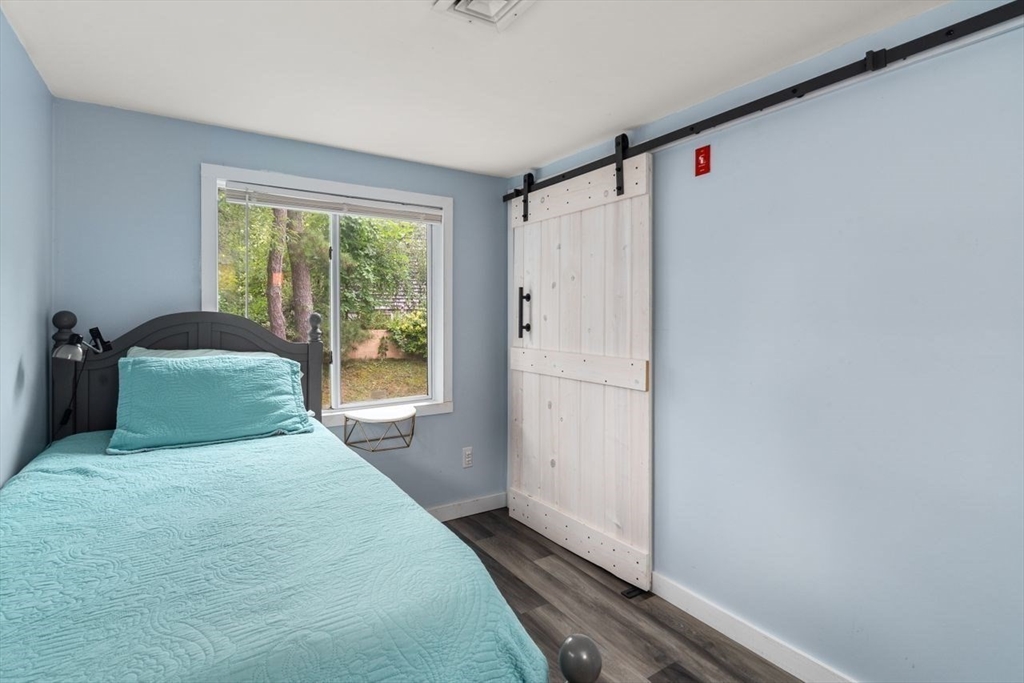 8 E. Wind Dr