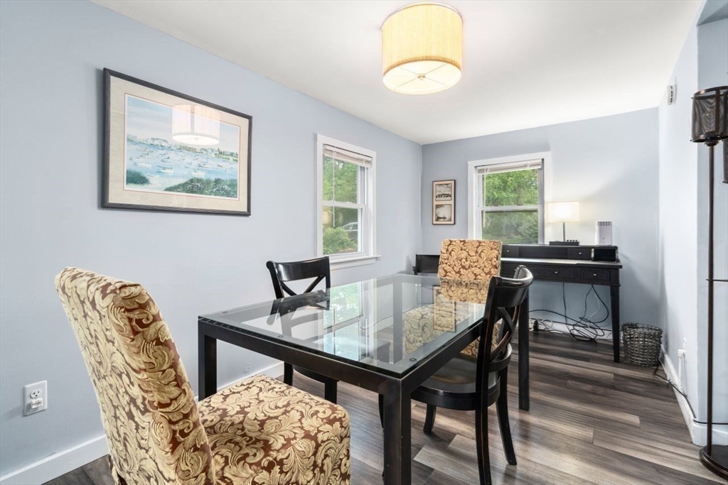 8 E. Wind Dr