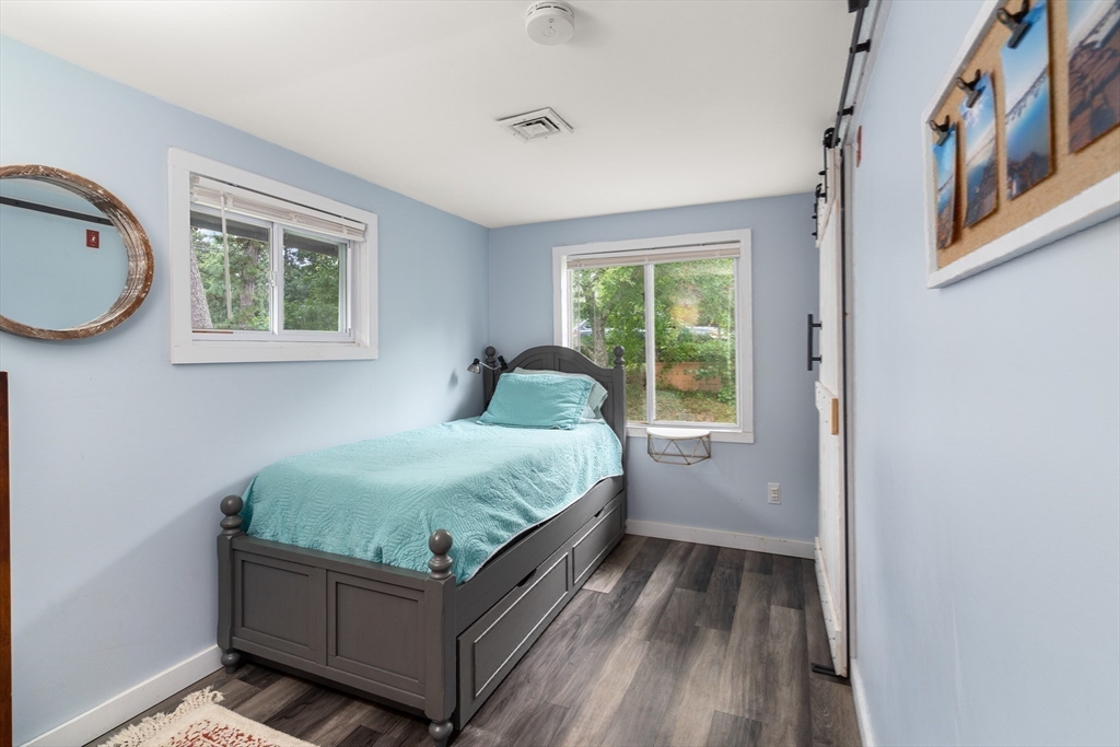 8 E. Wind Dr