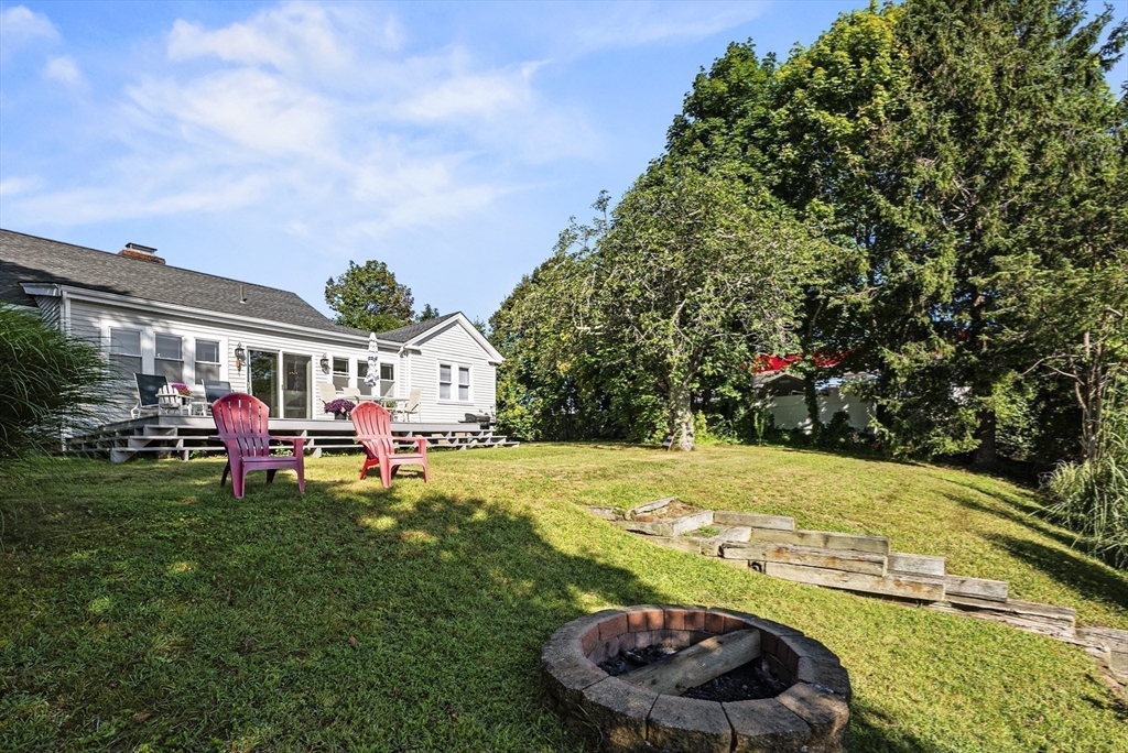 6 Perry Ave
