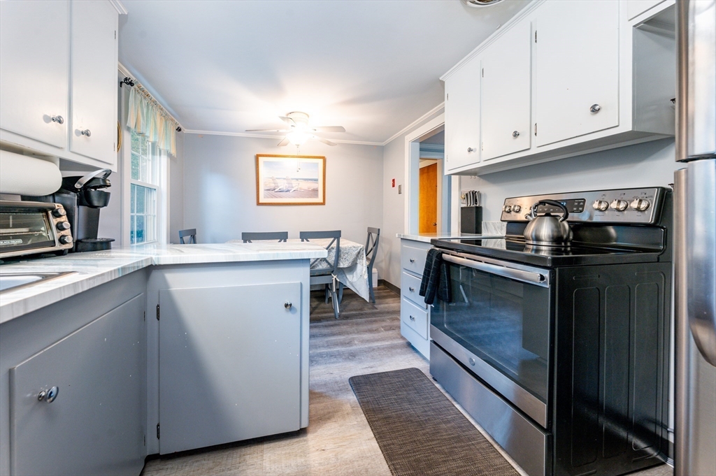 47 W Yarmouth Rd