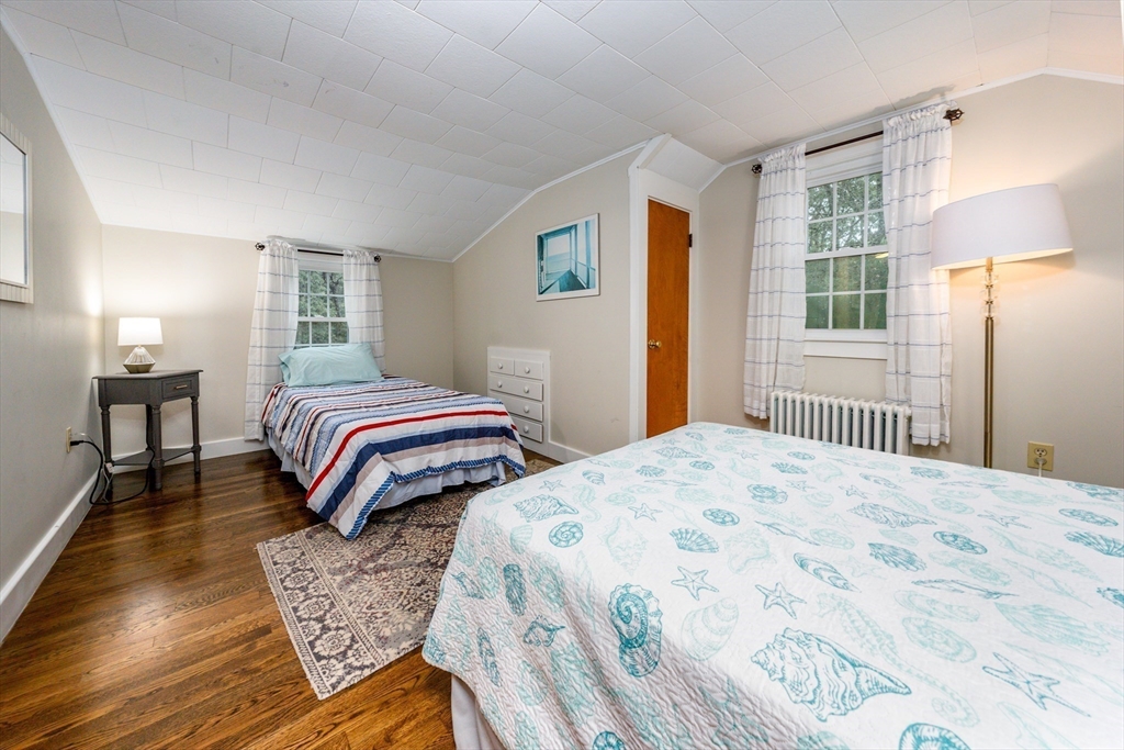 47 W Yarmouth Rd