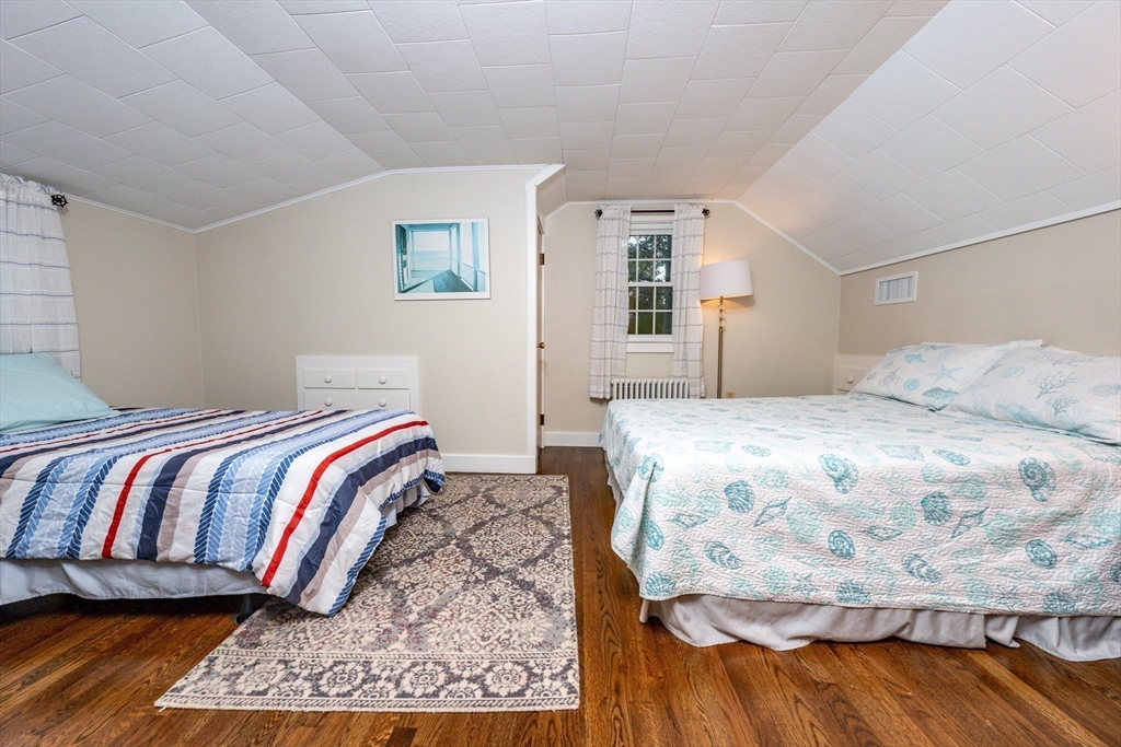 47 W Yarmouth Rd
