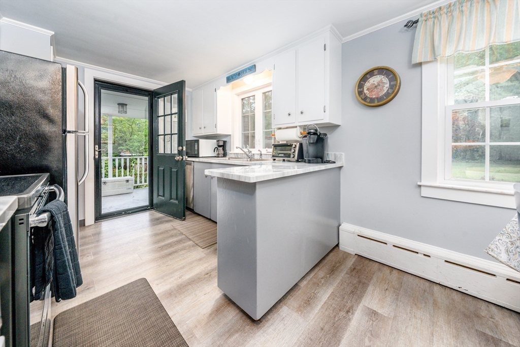 47 W Yarmouth Rd