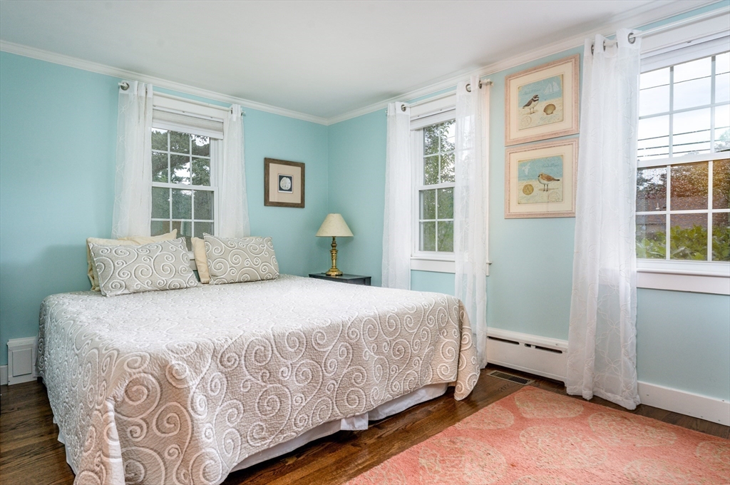 47 W Yarmouth Rd