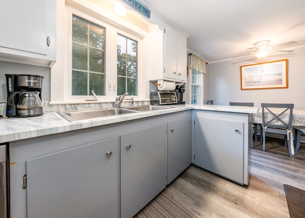 47 W Yarmouth Rd