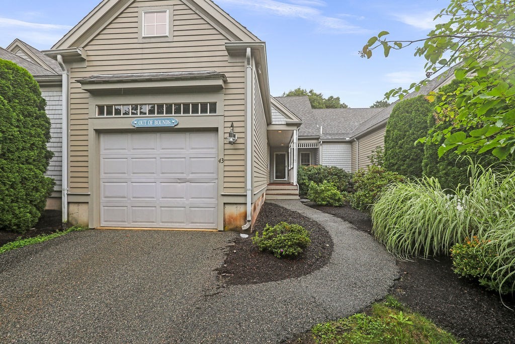 43 Carnoustie Rd # 43