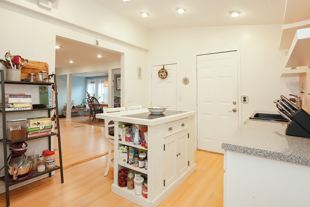 12 Thirteenth St