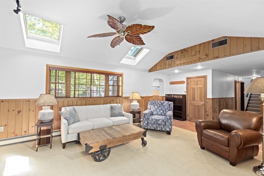 15 Upland Road