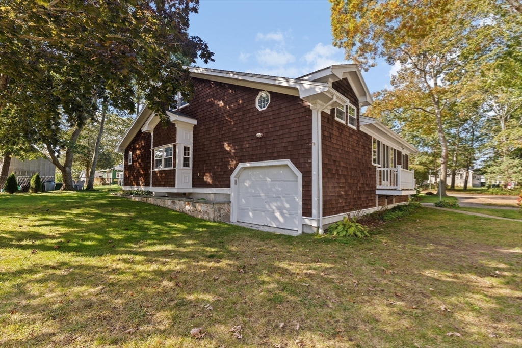 15 Upland Road