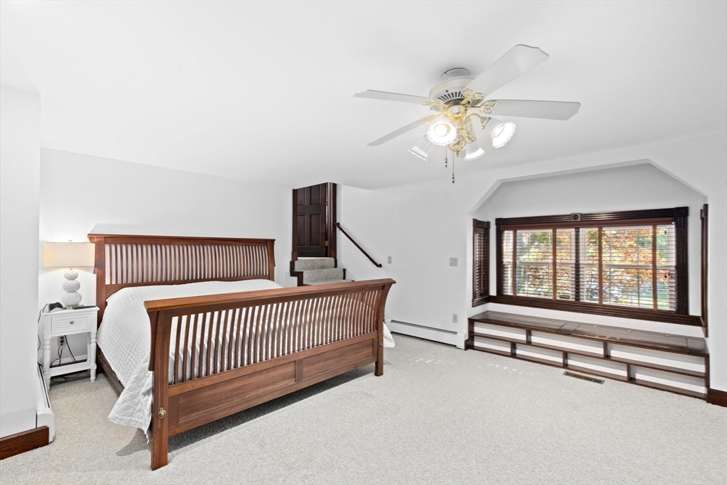 15 Upland Road