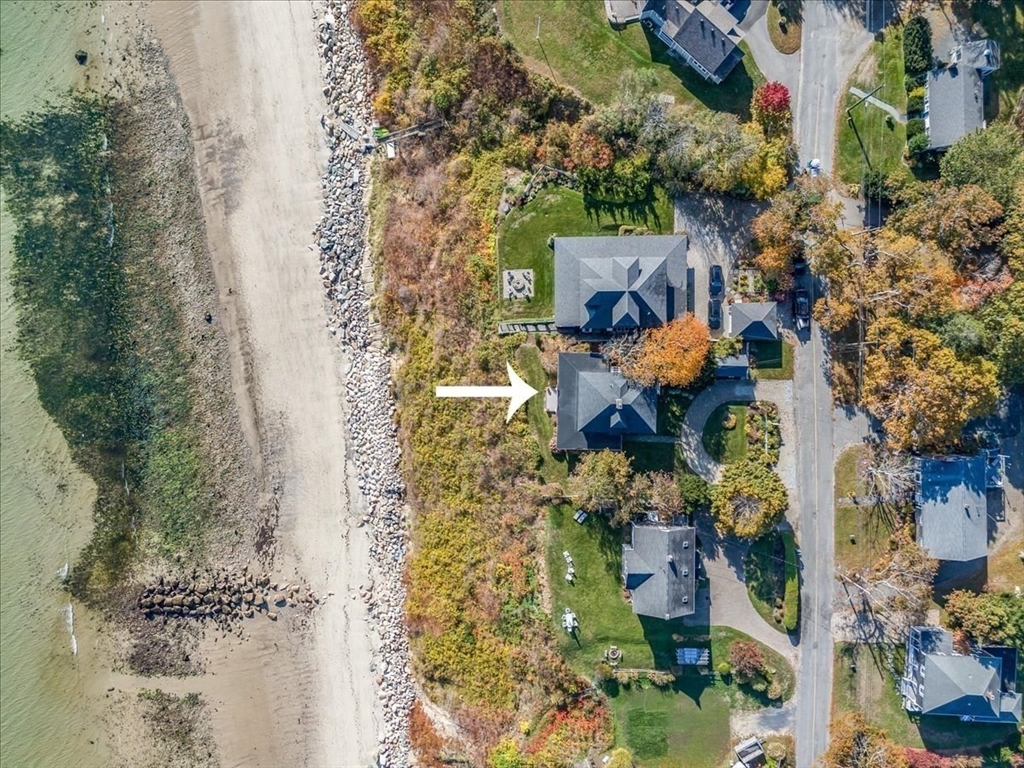 79 Manomet Ave