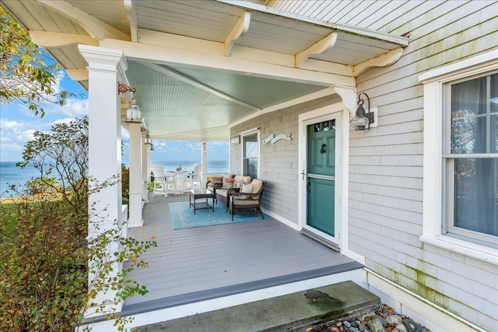 79 Manomet Ave