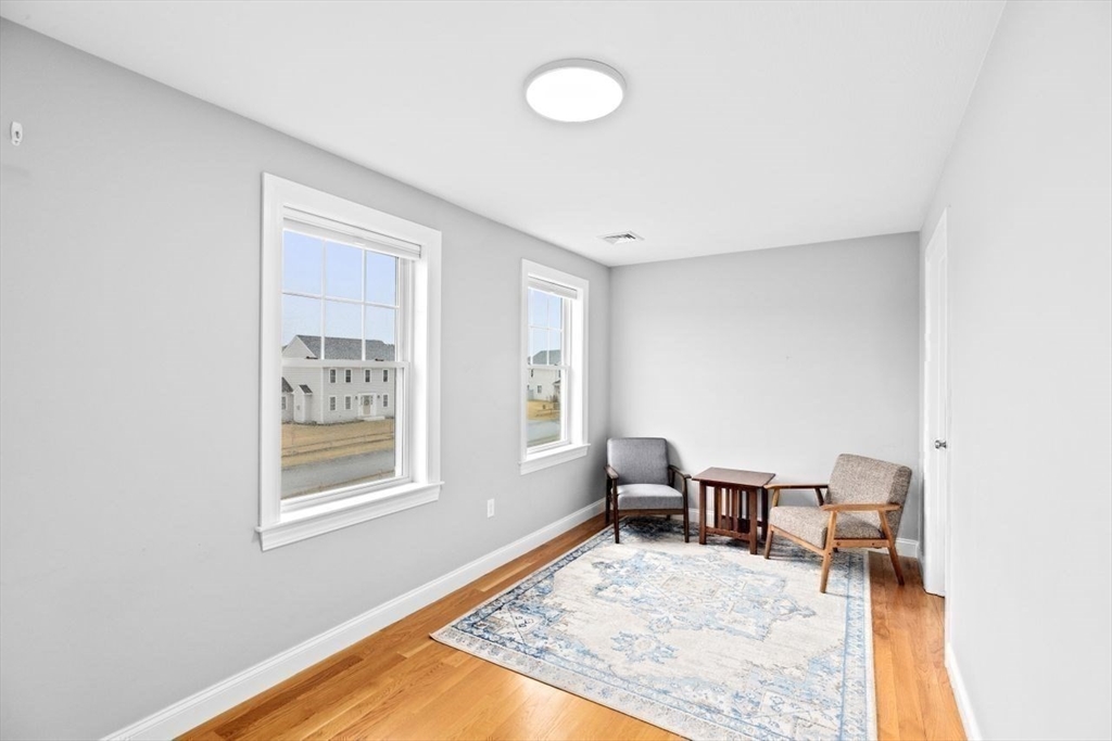 14 Karas Way