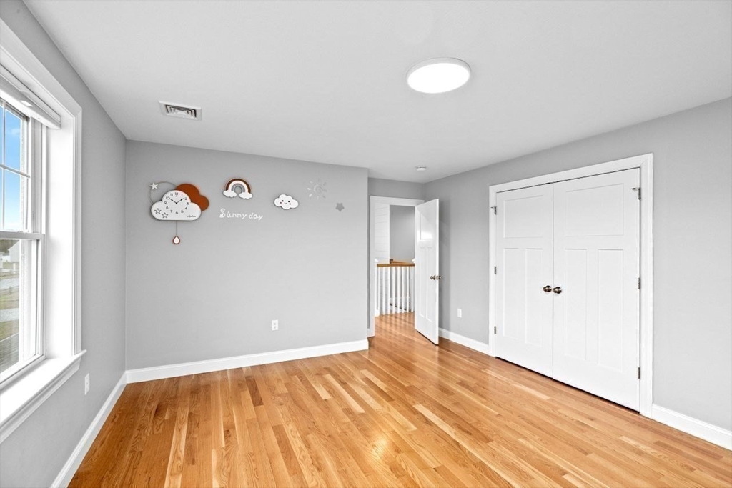 14 Karas Way
