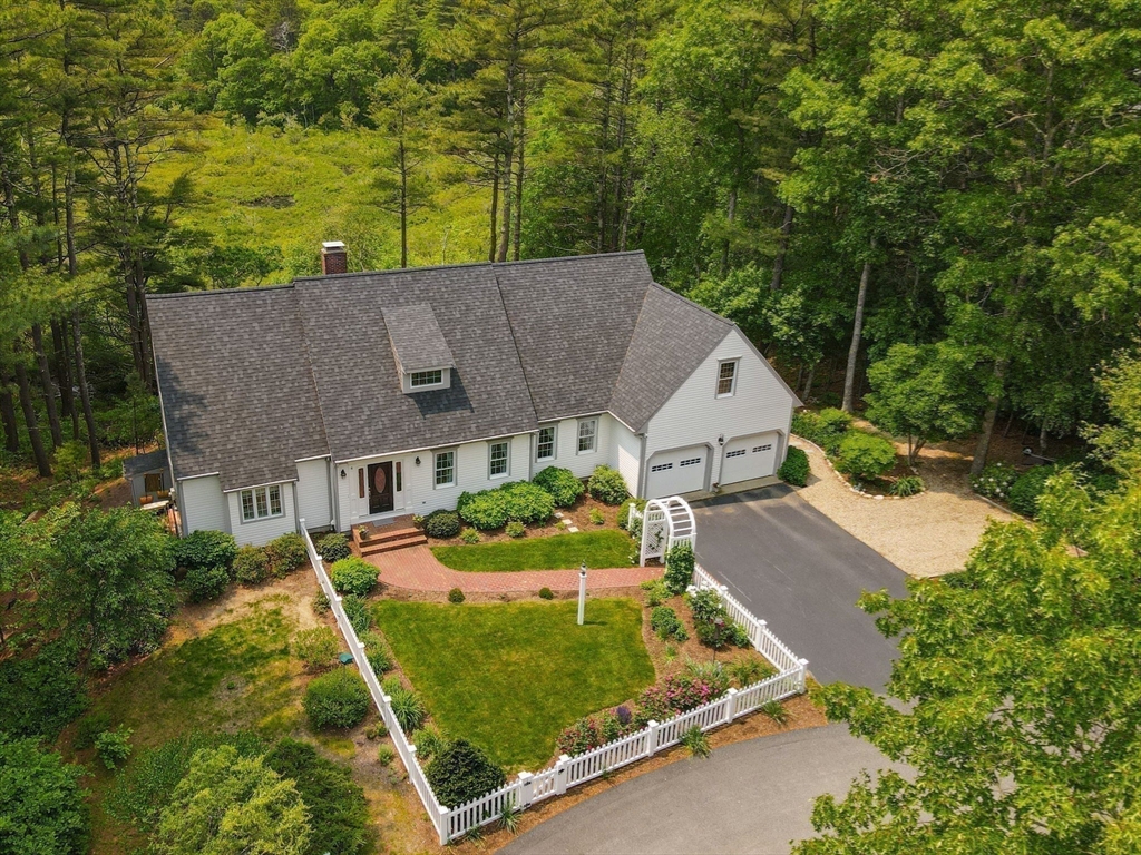 4 Canterbury Lane