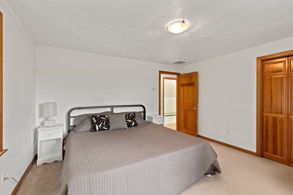 4 Canterbury Lane