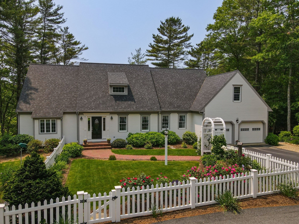 4 Canterbury Lane